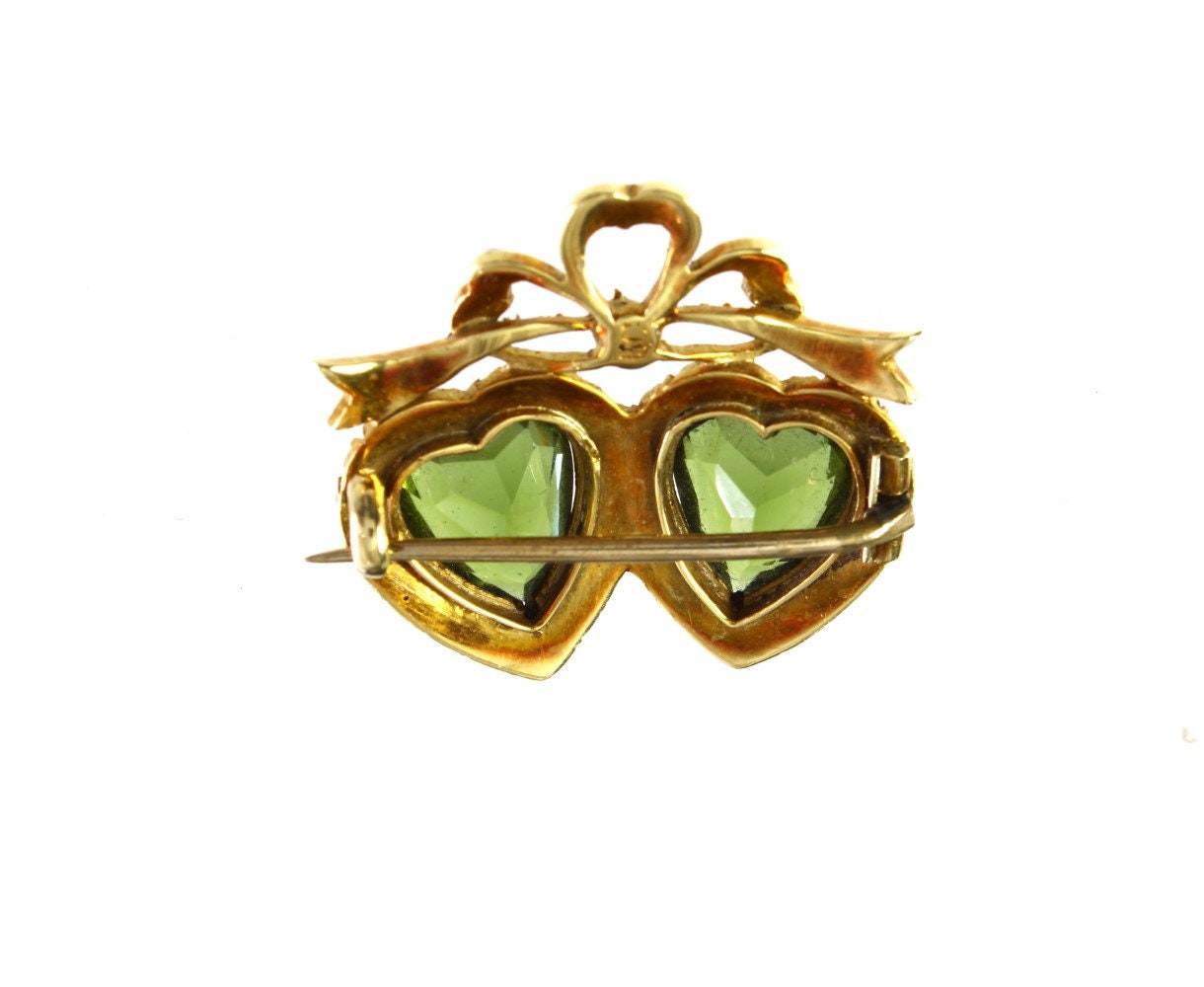 Edwardian 15k Rose Gold Brooch, Vintage Sweetheart Brooch with Pearls and Green Peridots - fk gems