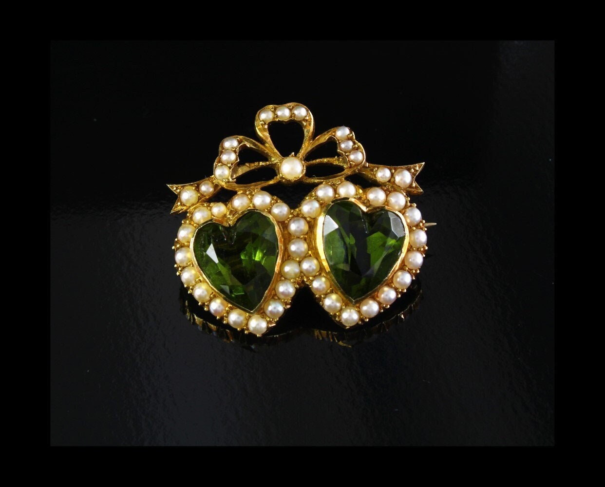 Edwardian 15k Rose Gold Brooch, Vintage Sweetheart Brooch with Pearls and Green Peridots - fk gems
