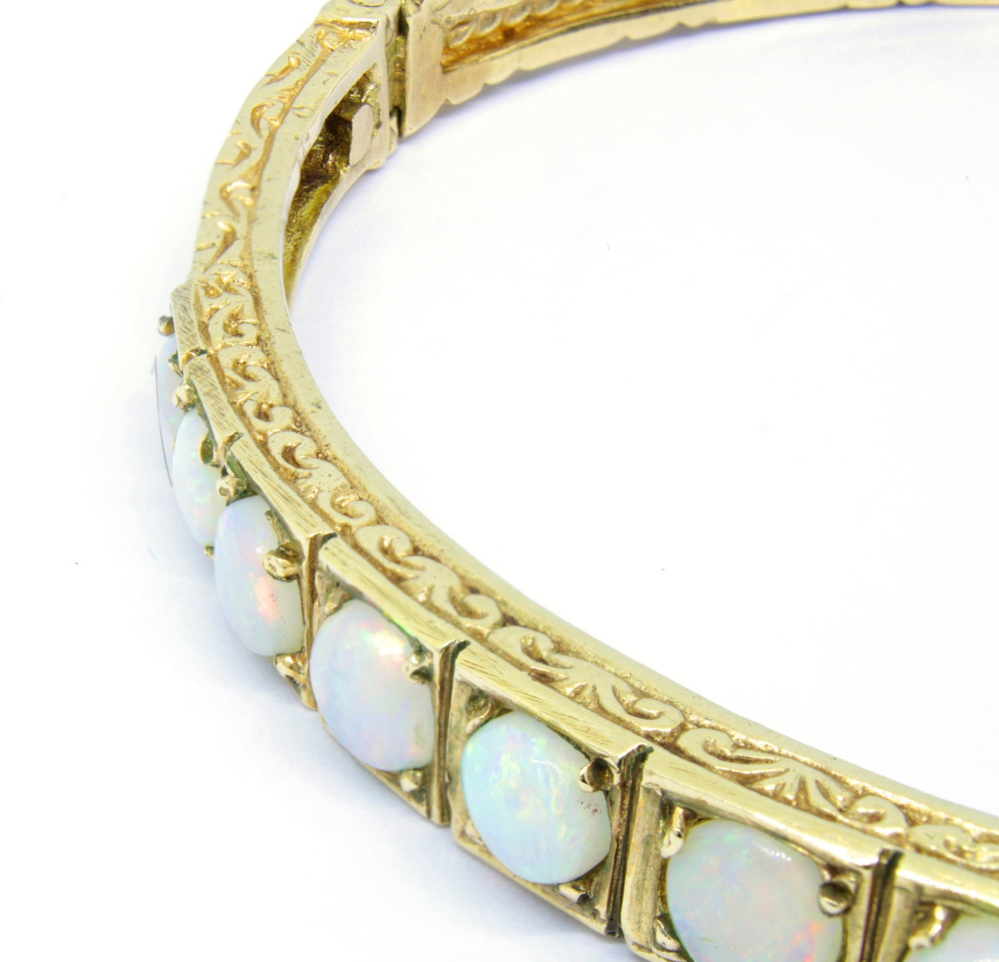 Vintage Opal Bangle in 9k Yellow Gold