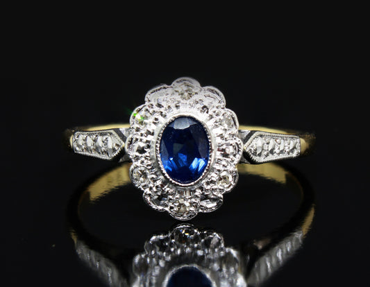 Vintage Blue Sapphire Diamond Daisy Ring for Engagement or Anniversary