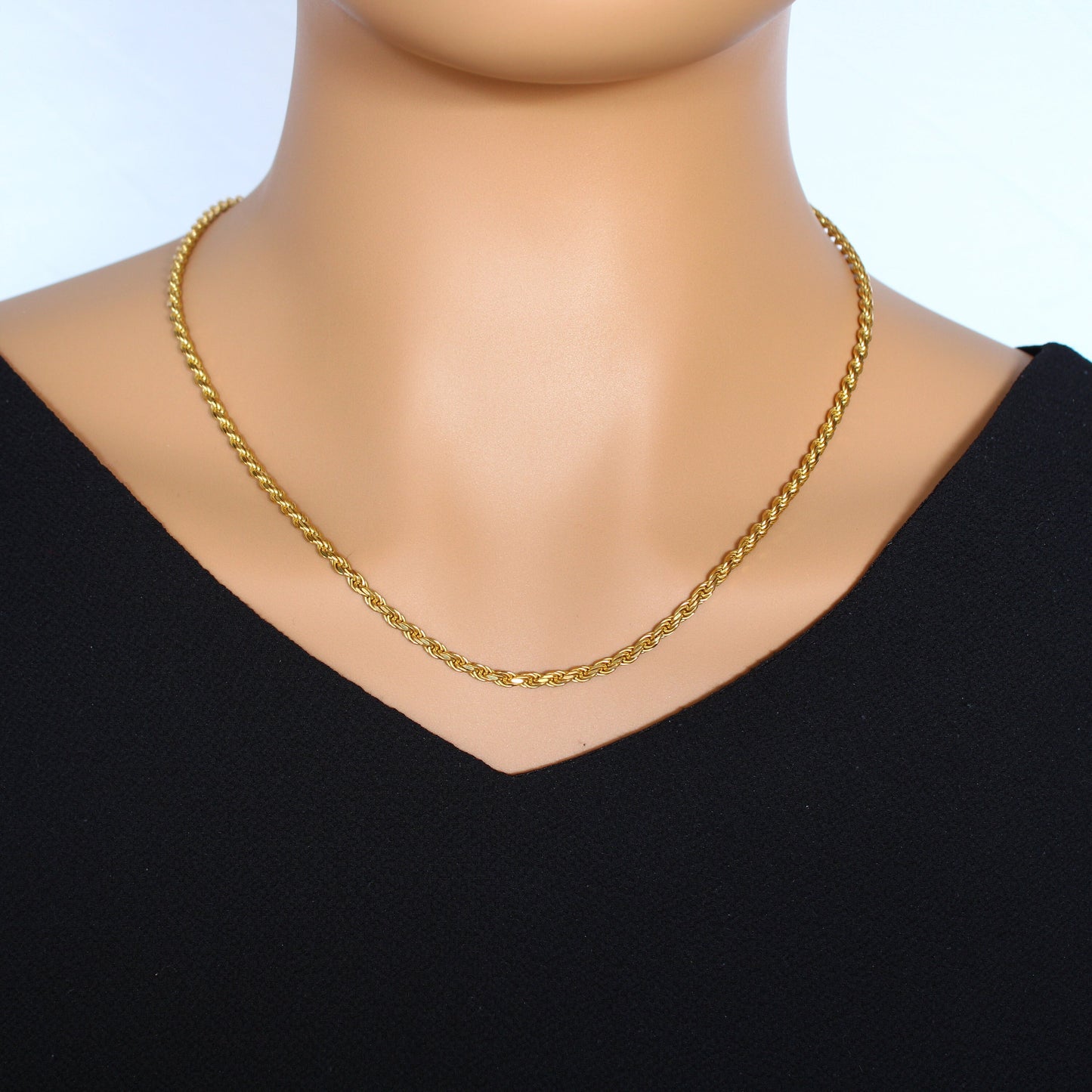 Yellow Gold Necklace in Rope Twist Style, Vintage 9k Gold Neck Chain